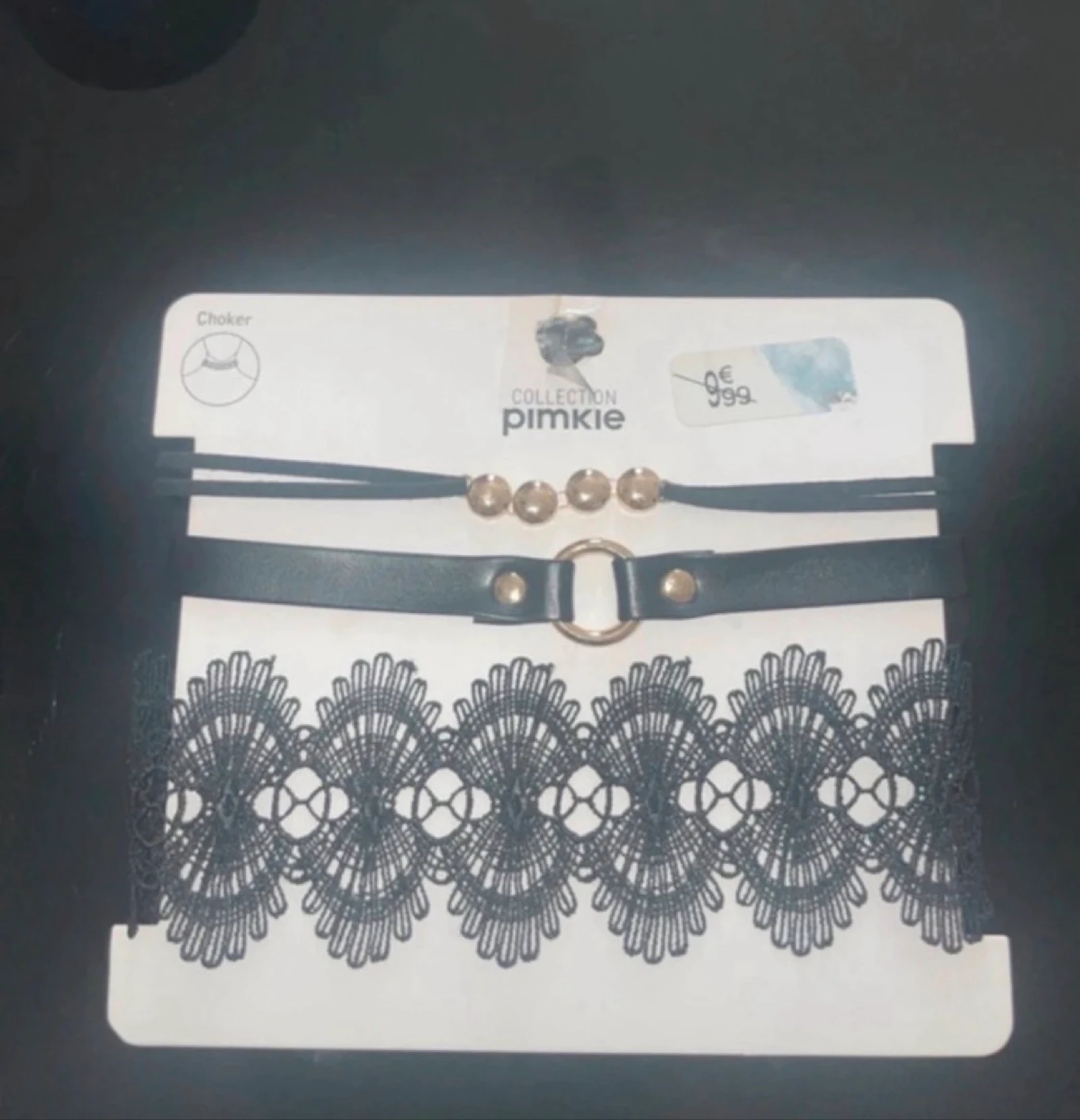 Collier ras de cou